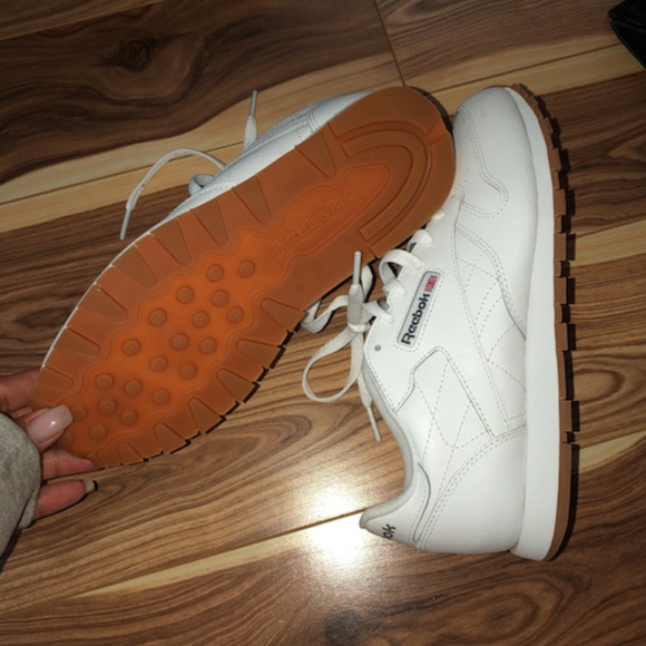 REEBOK CLASSICS - Picture 1 of 2